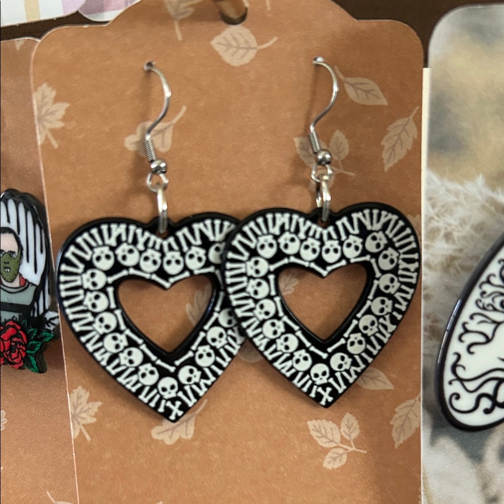 Heart-Shaped Skull & bones Earrings in Black and White